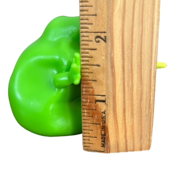 Ghostbusters Frozen Empire Slimer Tongue Figure - Picture 2 of 7